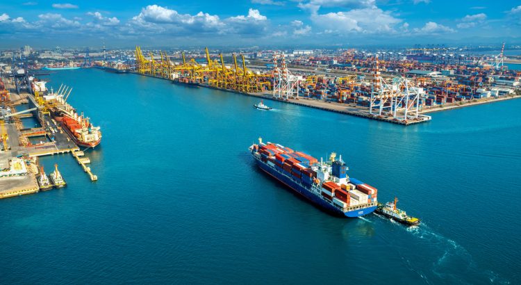 Stevedoring: Kunci Pengelolaan Kargo Maritim