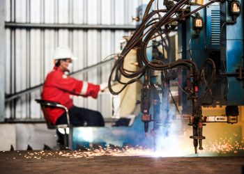 Mengenal Proses Perawatan dan Reparasi di Galangan Kapal