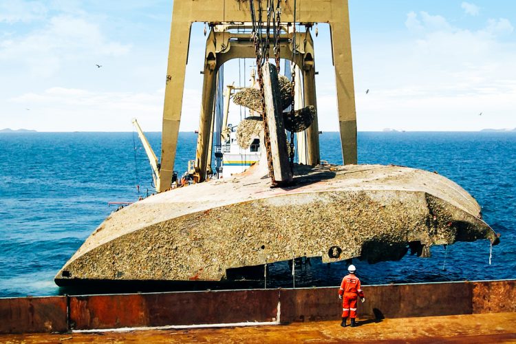 Peran Penting Jasa Penyelamatan Kapal untuk Menangani Kecelakaan Maritim