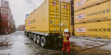 Pembersihan Kontainer Kotor: Pentingnya Standar Kebersihan di Industri Logistik