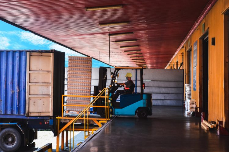 Kenali Stuffing Container Lebih Dekat Lagi, Yuk!